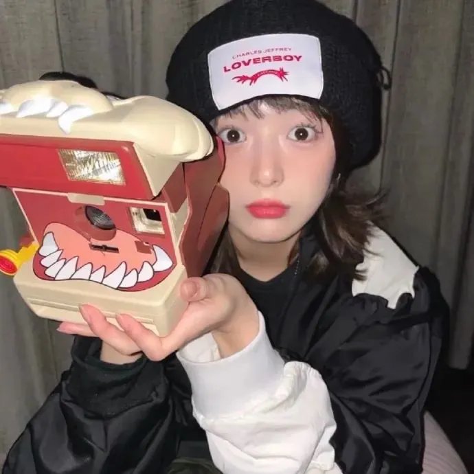 庄园魅影封面